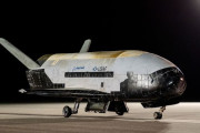 米宇宙軍の極秘宇宙機「X-37B」が軌道上で量子航法の実験か？…任務は非公開！