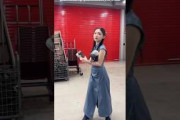 櫻坂46 ロンラビドレスでモノボケランウェイ 的野美青 小島凪紗 村井優 谷口愛季