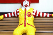 【悲報】マクドナルドからドナルドが消えた理由ｗｗｗｗｗ