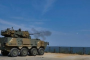 韓国軍「射程距離3km」の30ミリ車輪型対空砲を実戦配備へ…老朽化した対空バルカン砲と交代！