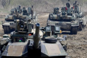 韓国陸軍の主力戦車K-2と在韓米軍のM1A2エイブラムスが共同訓練！