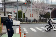 【動画】交差点の自転車乗り、変な挙動をし始める・・・これは酷いwwwwwww