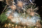 【80年近い歴史】静岡県で待ち望まれた4年ぶりの花火大会！行動制限解除で賑わいが復活