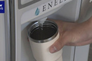 【朗報】空気から飲み水を作る装置を開発、1台で1日最大33リットルの水を作り出す！群馬で試験的に導入ｗｗｗｗ
