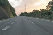 高速道路運転中ってマジで暇じゃない？ｗｗｗｗ
