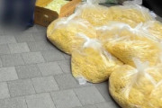 【悲報】祇園祭の焼きそば屋台、不衛生過ぎて炎上する・・・これ見ても焼きそば買えますか？
