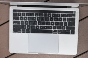 神「MacBookかレッツノートかSurfaceやるから好きなの選べ」←どれ選ぶ？