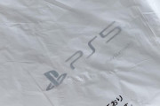 ワイ氏ps5を買うもでかすぎて噎び泣きながら帰宅中wwwwwwwww