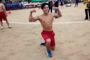 【動画】筋肉ムキムキ陽キャ、体育祭でJKに筋肉見せつけアクロバットをかます