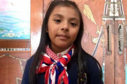 アインシュタインとホーキングのIQを超えた10歳の天才少女