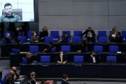 ゼレンスキー、ドイツ演説「ドイツや他の国々のせいで悲惨な結果を招いた」