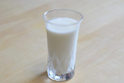 大人になってから牛乳飲むメリット教えて
