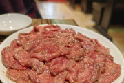 焼肉食べ放題で上タンを50人前食べたら店長マジ切れ食べ放題辞めろ、これ店が悪い？客が悪い？