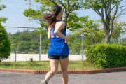 ジョギング女「かわいいワンちゃんですね、触っていいですか？」 犬の散歩中ぼく「どうぞ」→結果ｗ