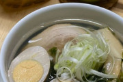 俺「ひろし～ごはんよ～」俺「わーい、ラーメンだー」