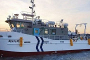 韓国海洋科学技術院の独島専用研究船が初出航…周辺の海上研究を行う！