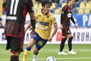 伊藤涼太郎が決勝点の起点に！ STVVがコルトレイクに１－０の勝利で開幕２連勝！