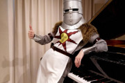 【画像】コスプレピアノさん、訳がわからなくなる