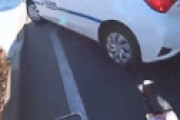 【動画】 ロードバイクさん、左折車両に巻き込まれ絶叫する衝撃動画が話題に ← どっちが悪い？と物議に