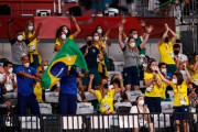 【東京五輪】「礼儀もなくマナーもない」韓国で怒りの声　五輪女子バレー、ブラジル応援団の観戦マナーが物議