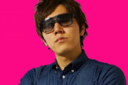【すげぇ】HIKAKINさん、7日間で登録者数100万人増えて1500万人突破「時速的なので計算すると4000万人いける」