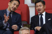 日本―ドイツ戦を並んで観戦した三浦知良＆中田英寿に衝撃 「豪華過ぎる」「絵になる」「試合後どんな会話するの？」