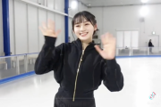 【動画】天性のアイドルすぎる・・・スケートリンクから手を振る川﨑桜が完全に天使・・・