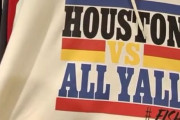 外国人「日本で見かけた面白い英語Tシャツを見せていくｗｗｗｗ」