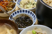 俺「ひろし～ごはんよ～」俺「わーい、炊き込みご飯だー」