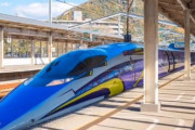 韓国人「日本の高速鉄道が凄すぎる‥エヴァ新幹線「500 TYPE EVA」の姿をご覧ください　韓国の反応