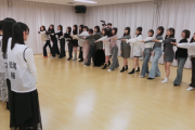 【日向坂46】5期生、困惑wwww 初対面シーンで先輩メンバーが仕掛ける！！！【五期生ドキュメンタリー】