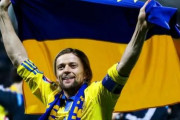 【悲報】ウクライナ代表元主将、ロシアでコーチ職を続けてるだけでウクライナサッカー協会から永久追放処分されてしまう…