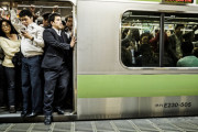 【画像】東京都民さん号泣「毎朝満員電車無理！」 →その叫びが話題にｗｗｗｗｗｗ