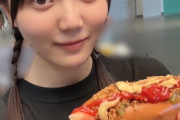 【STU48 #屋木優菜】うなちい、ホットドッグを食べる🌭
