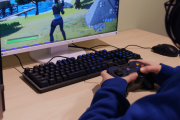 【悲報】PCでゲームをやる日本人が急増してるらしい    一体なぜ・・・？