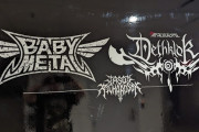BABYMETAL「THE BABYKLOK TOUR 2023」で使用されたツアーバス