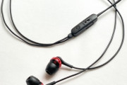 【朗報】『有線イヤホン』ここにきて『無くさない』という利点が注目される