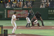 【巨人対オリックス3回戦】オリックス、5回表に宜保の犠牲フライで1点追加！リードを再び2点に広げる！！！！！