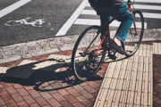自転車にも「運転免許」を義務化すべきこれだけの理由、11月からの道交法改正では足りない！