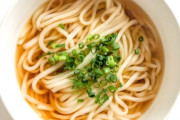 「ラーメンのスープにうどんの麺」「うどんスープにラーメンの麺」←こいつらが存在しない理由