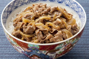 妻さん「丼はイヤ…」夫「牛丼は？w」妻さん「嫌だぁぁぁぁあ！(号泣」