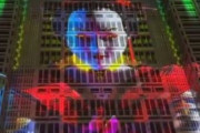 都庁の48億円プロジェクションマッピング、もはやディストピアになっていると話題に・・・