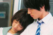 【証拠動画】電車内で手〇キするカップルがコチラ・・・・