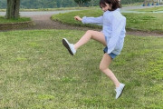 与田ちゃんの飛び蹴りめっちゃ可愛いｗ「トゥオ！」って聞こえてきそうｗｗｗ【乃木坂46】