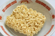 長く低迷していたインスタント袋麺のブレイクの要因は？
