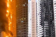 【衝撃】そんな燃え方したらあかんやろ！アラブの高層ビル火災の映像がやばい。