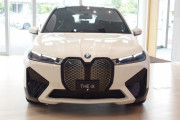 EV電気自動車BMW iX発売中 1070万円 走行距離650km