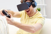 VRゲームに熱中するあまり家具を破壊する事故が爆増！2021年にVR関連の保険金請求が31％増加