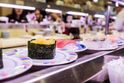 回転寿司で見た光景に日本人が憤慨（海外の反応）