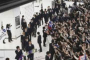 外国人「日本人って最高だな」日本代表が帰国で大フィーバー！海外のファンから感嘆の声殺到！【海外の反応】